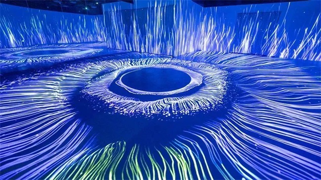 沉浸空間遨游，點亮竹里漫天流螢